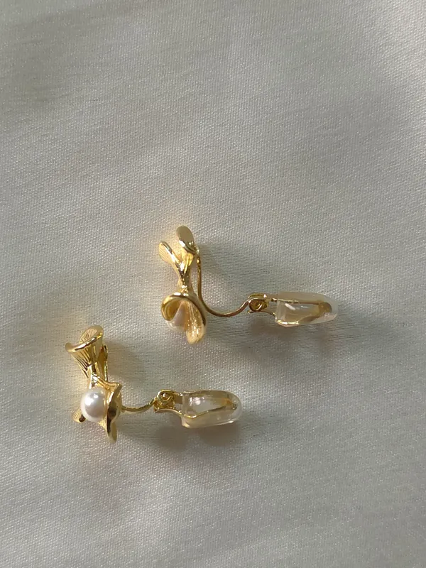 Aurielle_Pearl_Drop_Earrings