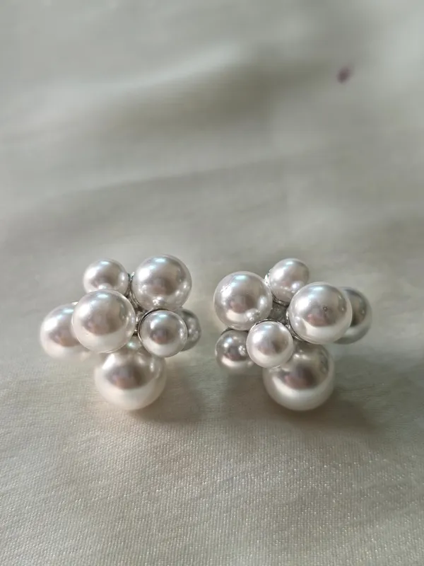 Noor_Pearl_Cluster_Clip_On_Earrings