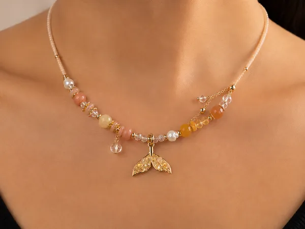 Sunehri_Flutter_Charm_Necklace