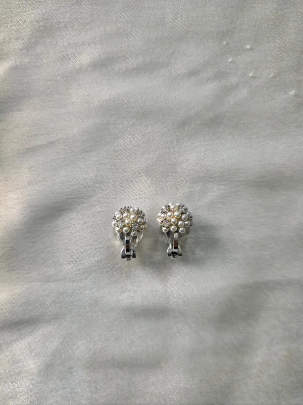 Pearl_Bouquet_Clip_On_Earrings