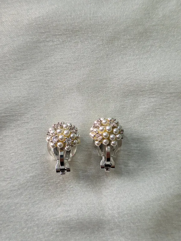 Pearl_Bouquet_Clip_On_Earrings
