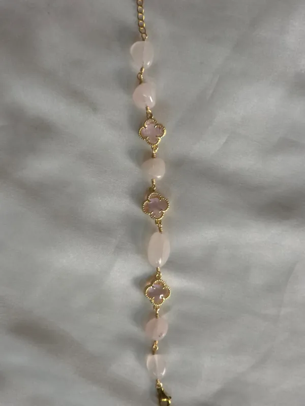 RosÃ©_Clover_Charm_Bracelet