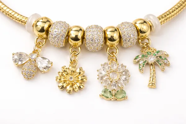 Ashaarya_Golden_Garden_Charm_Bracelet