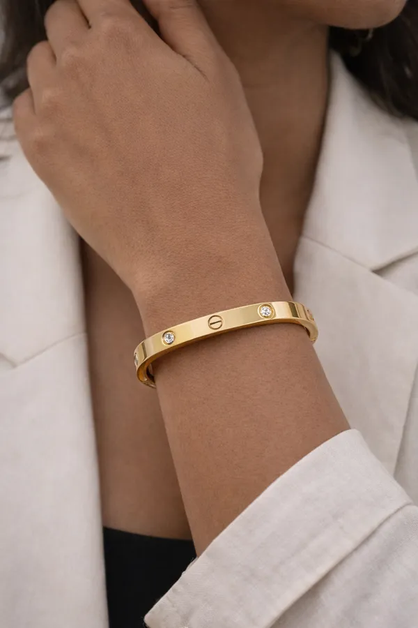 Astra_Lock_Bracelet