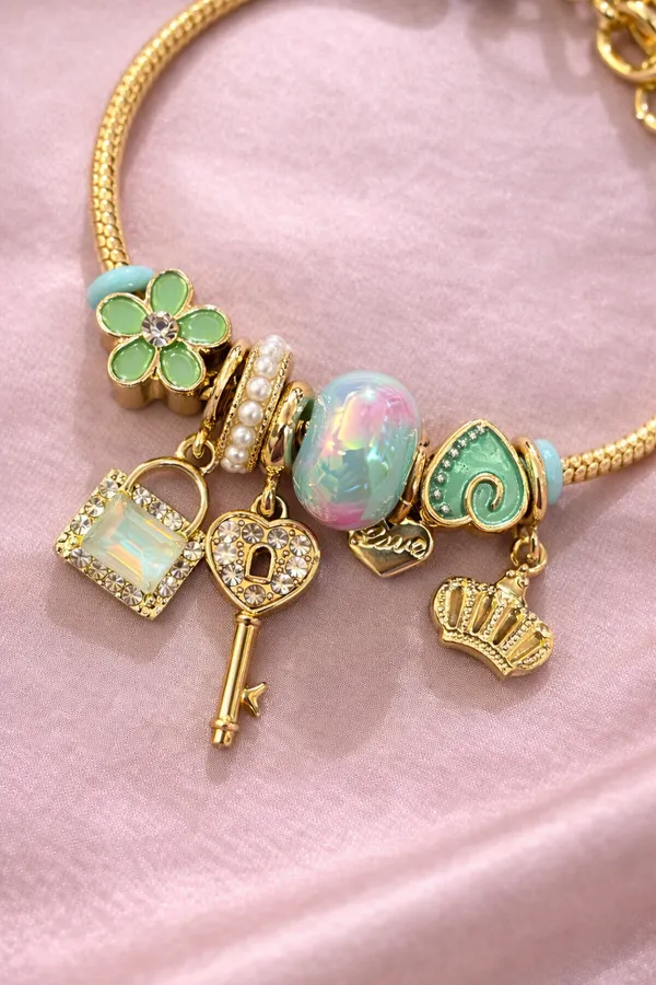 Emerald_Whimsy_Charm_Bracelet