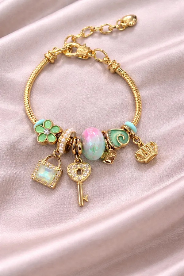 Emerald_Whimsy_Charm_Bracelet