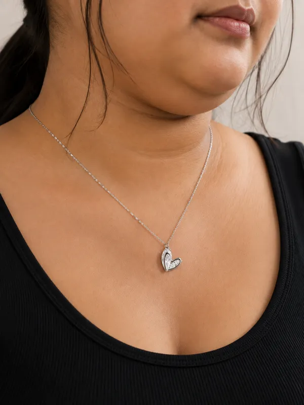 Eternal_Heart_Necklace