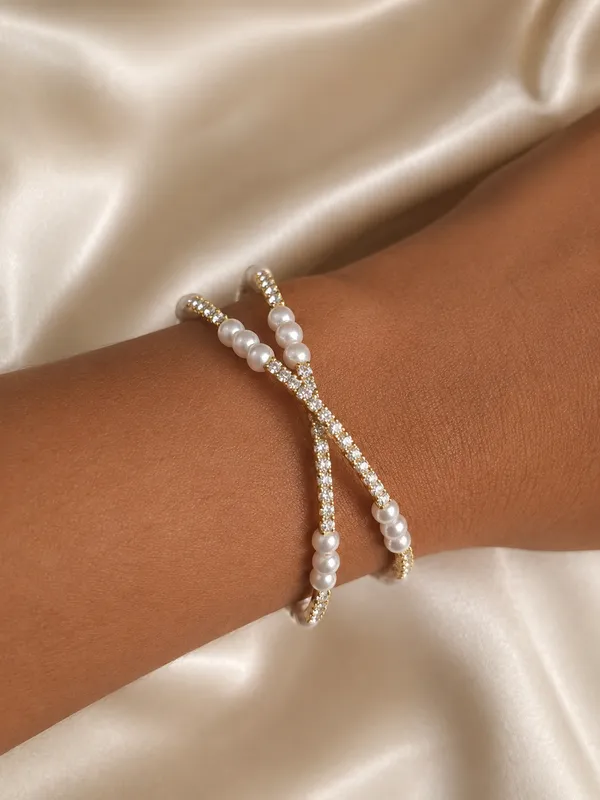 Pearl_Ã‰clat_Crisscross_Cuff_Bracelet