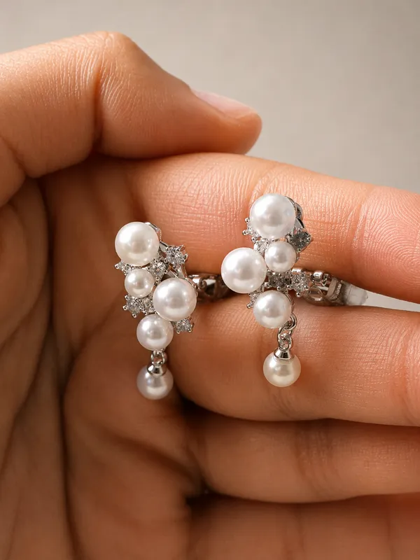 Pearl_Constellation_Clip-On_Earrings