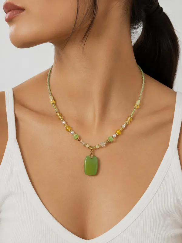 Verdant_Glow_Charm_Necklace