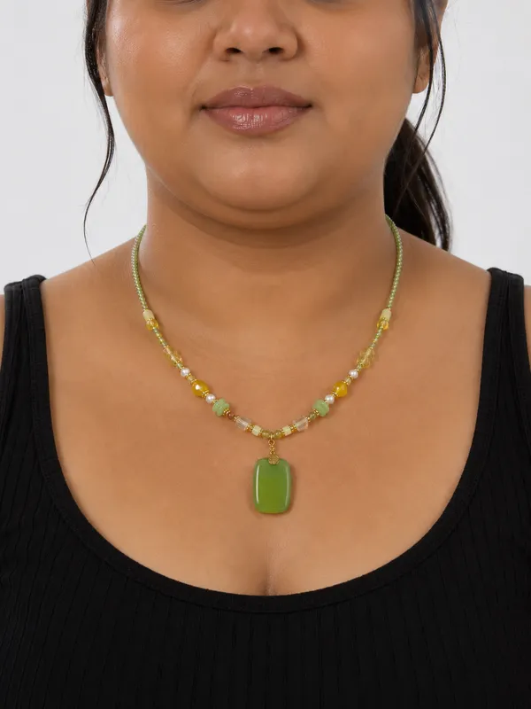 Verdant_Glow_Charm_Necklace