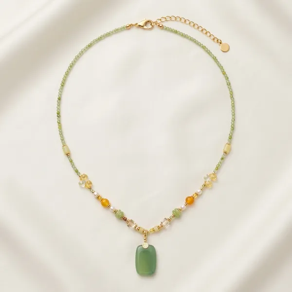 Verdant_Glow_Charm_Necklace