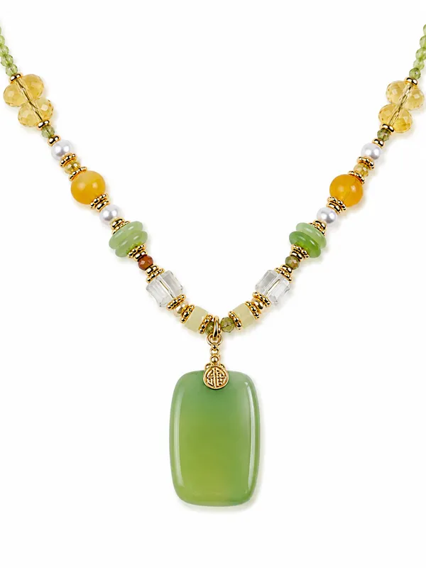 Verdant_Glow_Charm_Necklace