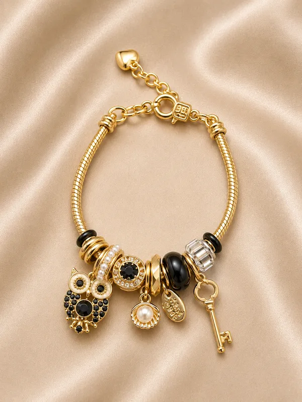 Noir_Wisdom_Charm_Bracelet