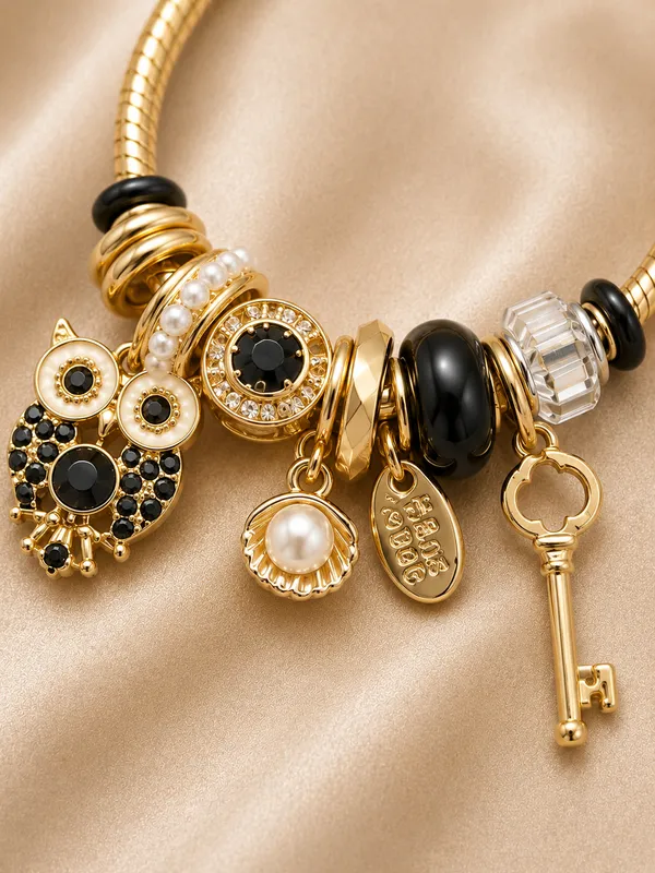 Noir_Wisdom_Charm_Bracelet