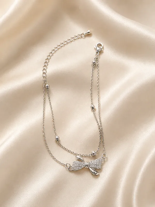 The_Bow_of_Grace_Bracelet