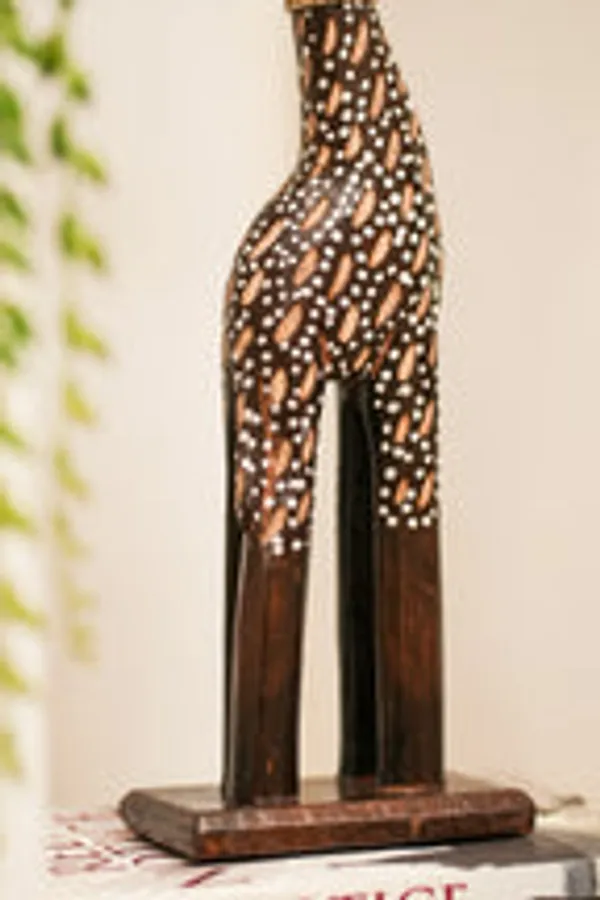Timber_Kala_S_Teeny_Tall_Track_For_Decor