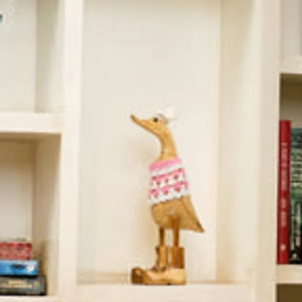 Timber_Kala_S_Small_Knight_Pink_White_Swagger_Ducks_For_Decor