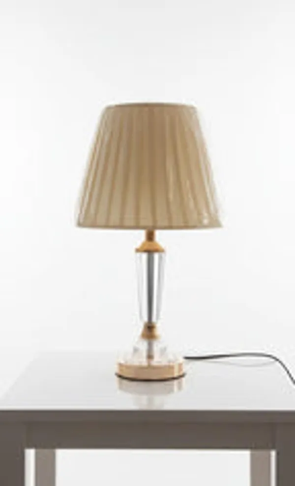 Elegant_Crystal_Stem_Table_Lamp_With_Pleated_Beige_Shade_Modern_Bedside_Light