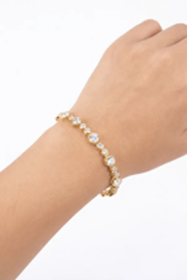 Bezel_Set_Graduated_Crystal_Gold_Tennis_Bracelet