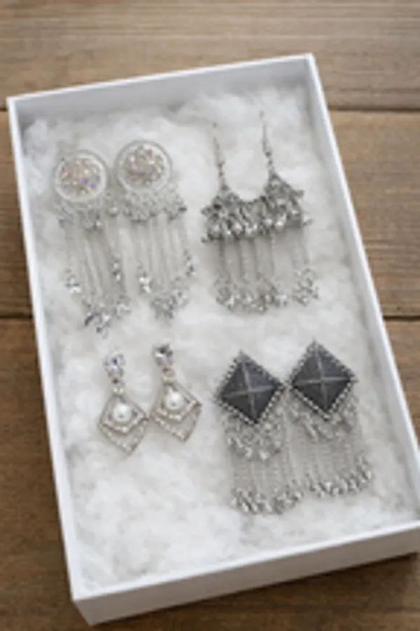 Celestial_Silver_Charm_Chain_Earring_Set_Set_Of_4
