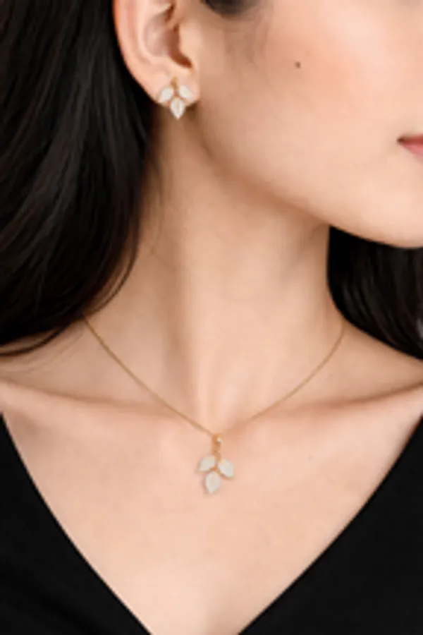 Crystal_Paved_Triple_Leaf_Gold_Jewelry_Set