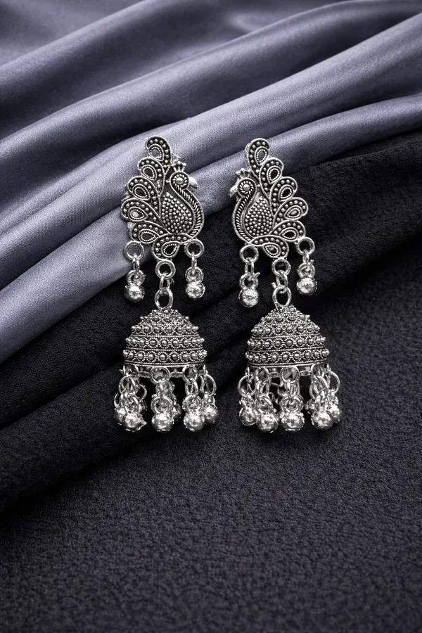 Royal_Peacock_Motif_Oxidised_Silver_Jhumkas