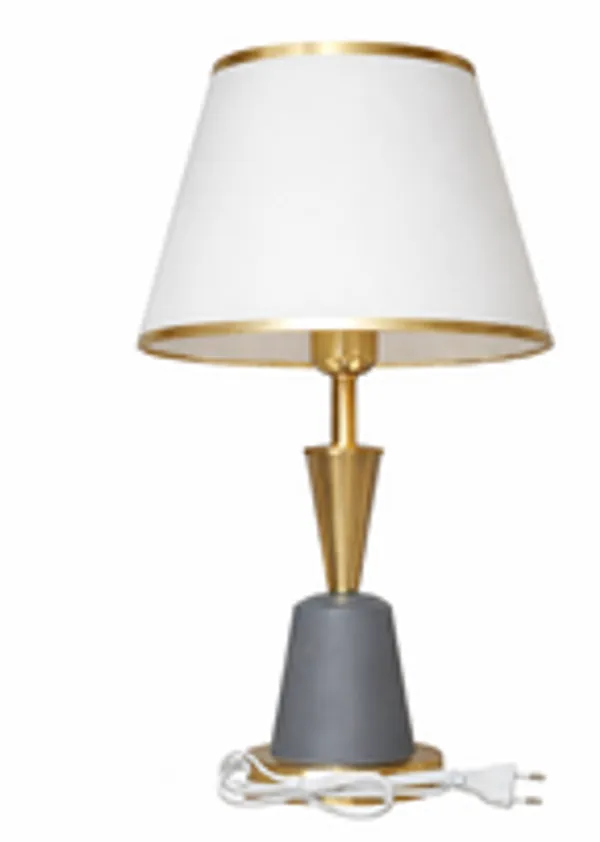 Luxury_Modern_Table_Lamp_With_White_Fabric_Shade_Gold_Finish_Base