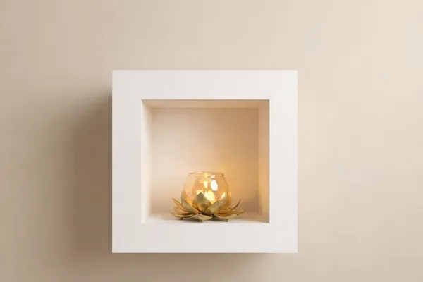 Gold_Lotus_Tea_Light_Candle_Holder_Lifestyle_Setting