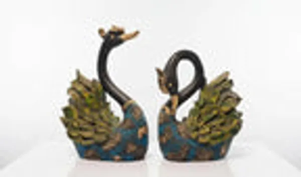 Elegant_Swan_Couple_Figurines_Set_Of_2_Textured_Resin_Love_Birds