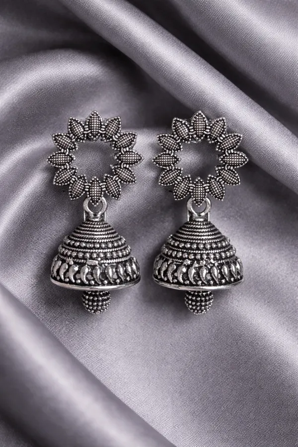 Sunflower_Cutout_Stud_Traditional_Jhumkas