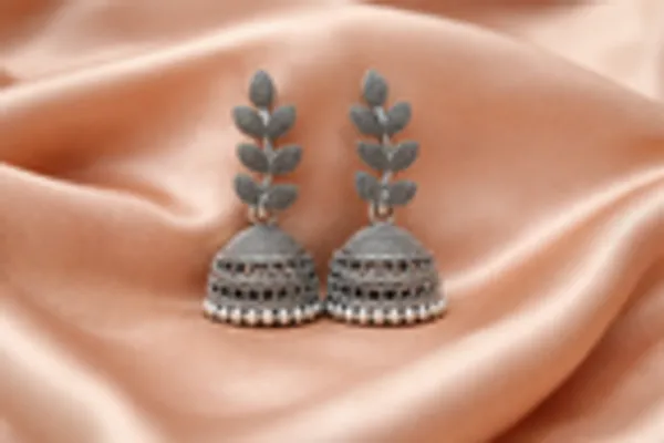 Classic_Botanical_Leaf_Branch_Jhumkas