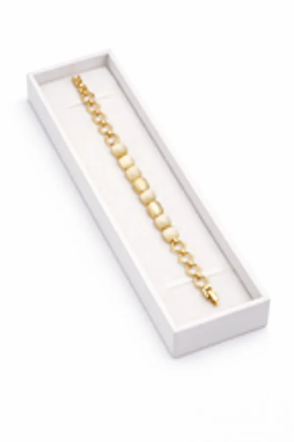 Elegant_Gold_Link_Bracelet_With_Mother_Of_Pearl_Inlays