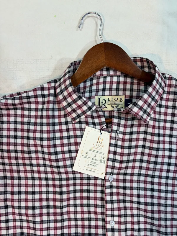 Classic_Maroon_&_White_Check_Shirt