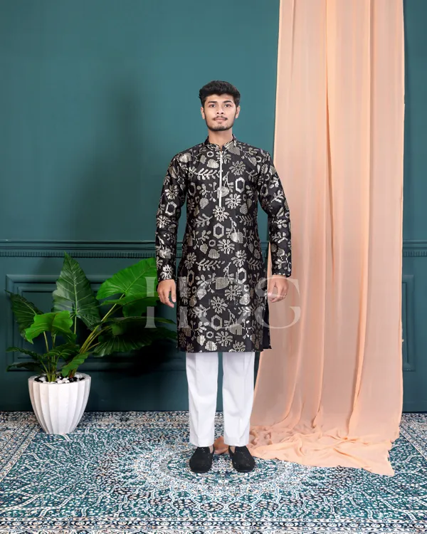 Midnight_Heirloom_Embroidered_Kurta