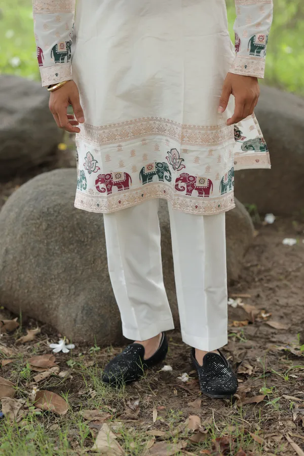 Ivory_Heirloom_Parade_Jacquard_Kurta_White