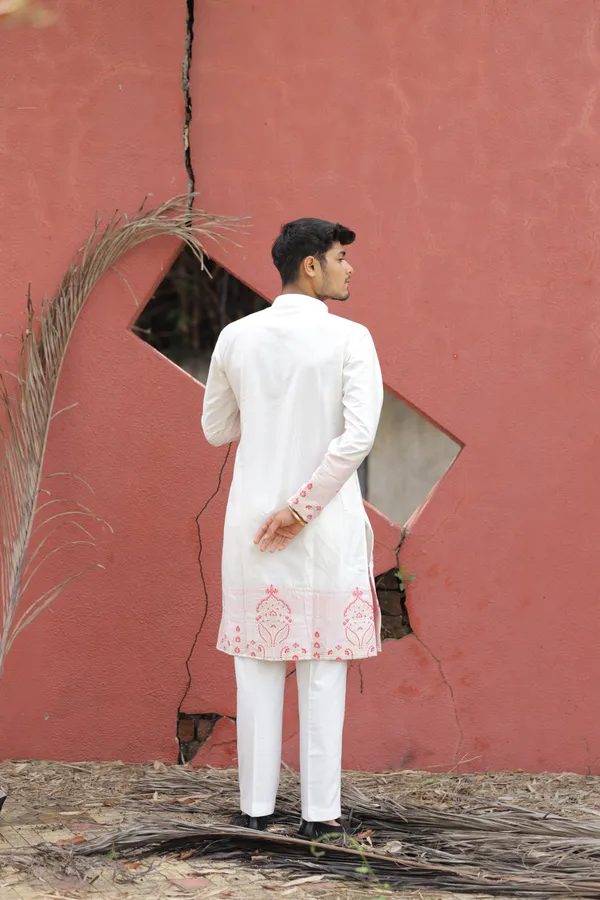Ivory_Whisper_Crest_Jacquard_Kurta