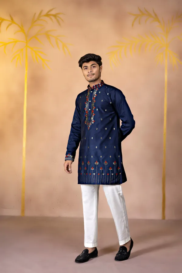 Midnight_Ember_Crest_Jacquard_Kurta