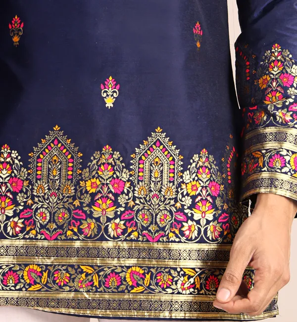Mogra_Floral_Zamin_Kurta_Navy