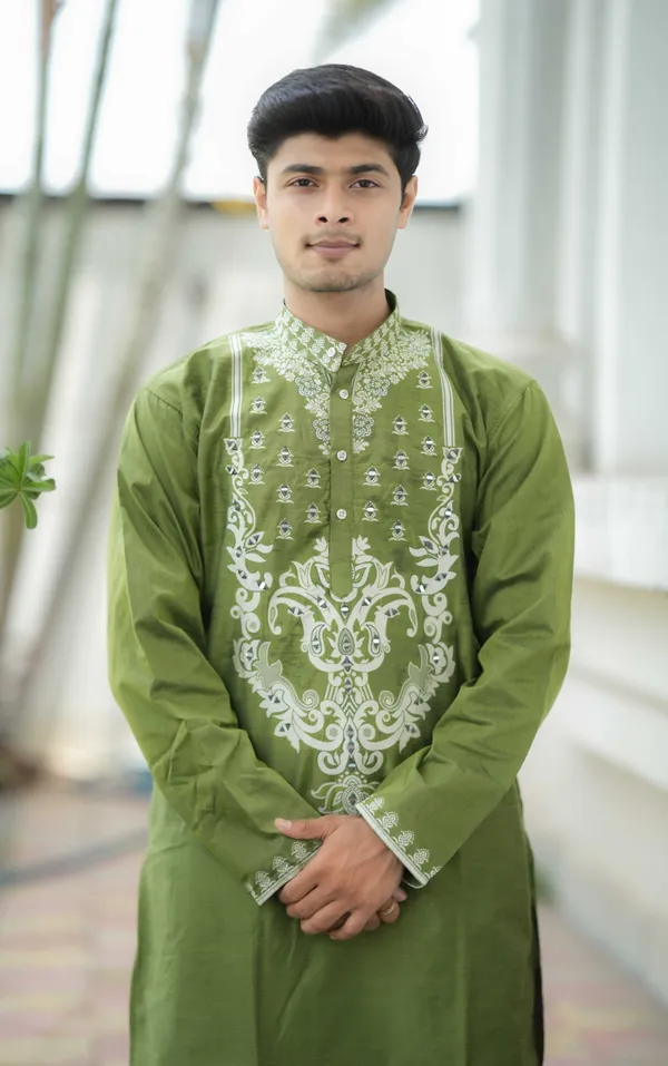 Arjun_Mehndi_Mirror_Designer_Kurta_Mehendi