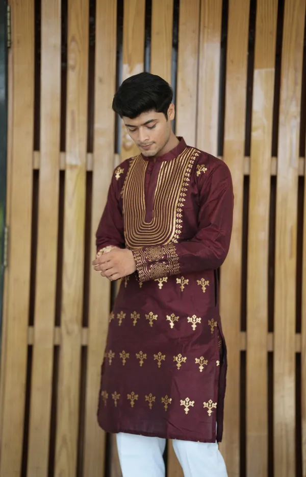 U_King_Ranvver_Neck_Jacquard_Kurta_Wine_Cottan_Silk