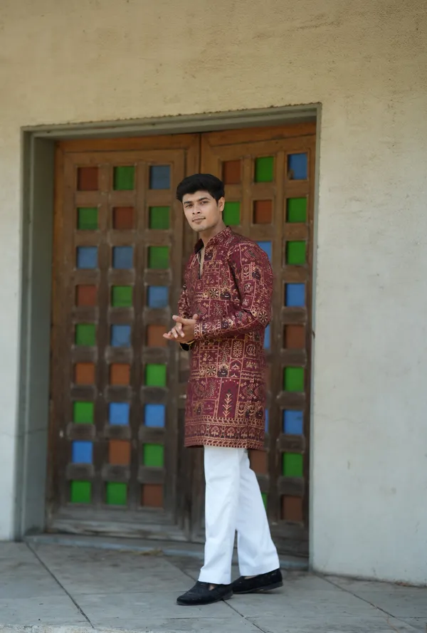 Vijay_Celebrity_Heritage_Jacquard_Kurta_Wine
