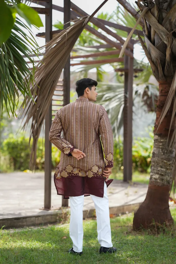 V_Rose_Multi_Jacquard_Kurta_Wine