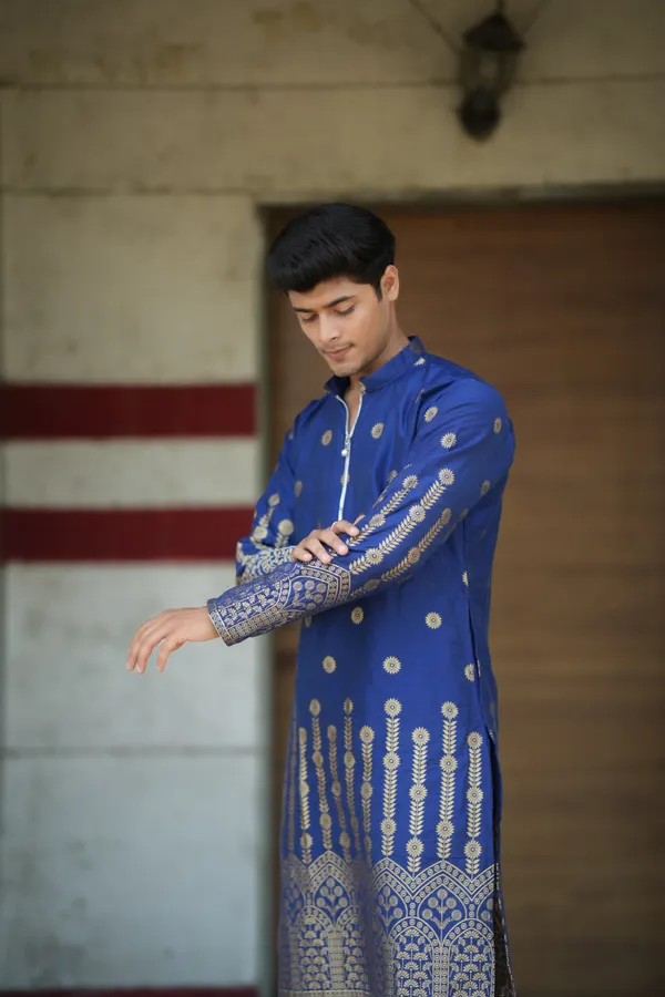 Pluto_Sharped_Jacquard_Kurta_Blue
