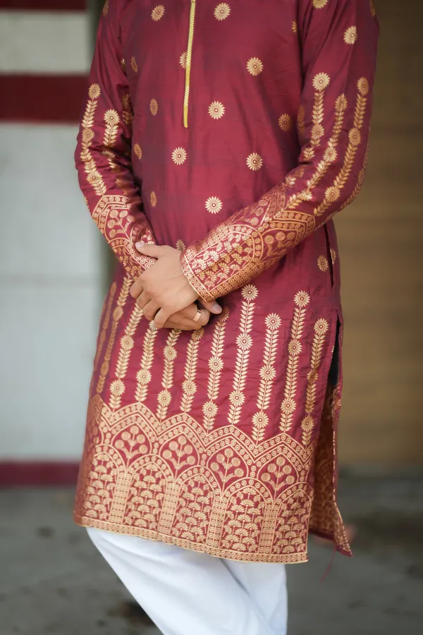 Pluto_Sharped_Jacquard_Kurta_Wine