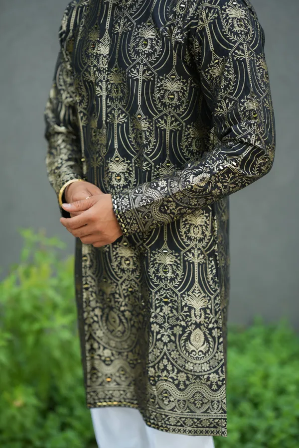 Laxmi_Jacquard_Mirror_Kurta_Black