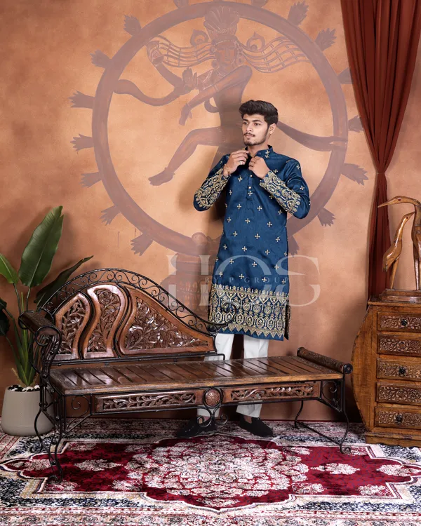 Royal_Dusk_Zari_Embroidered_Heirloom_Kurta_Beige