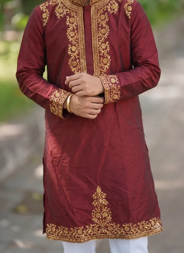Zapvo_Curves_Jacquard_Heavy_Kurta_Wine
