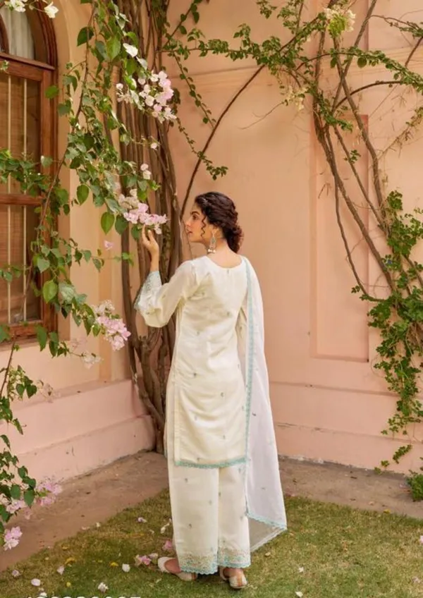 White_Chanderi_Silk_Straight_Embroidered_Kurta_Set_For_Women