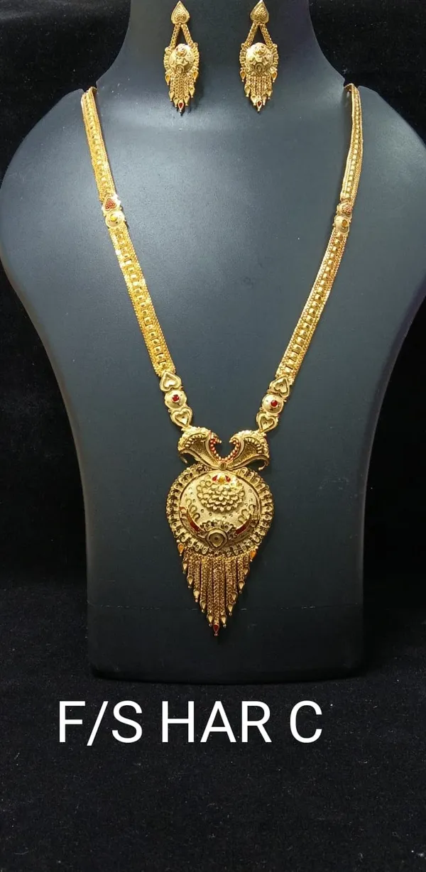 Gold_Micro_Gold_Pendant_Necklace_And_Earrings_Set_For_Women
